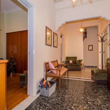 דירה Laconian Collection Lina's Main Floor ספארטי